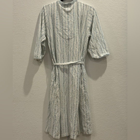 Midnight by Carole Hochman Blue Floral Garment 100% Cotton - Picture 2 of 4